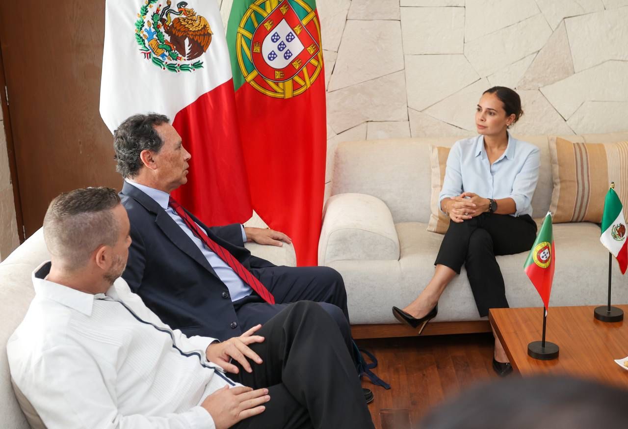 uploads/6/32/01 (301).Jpeg